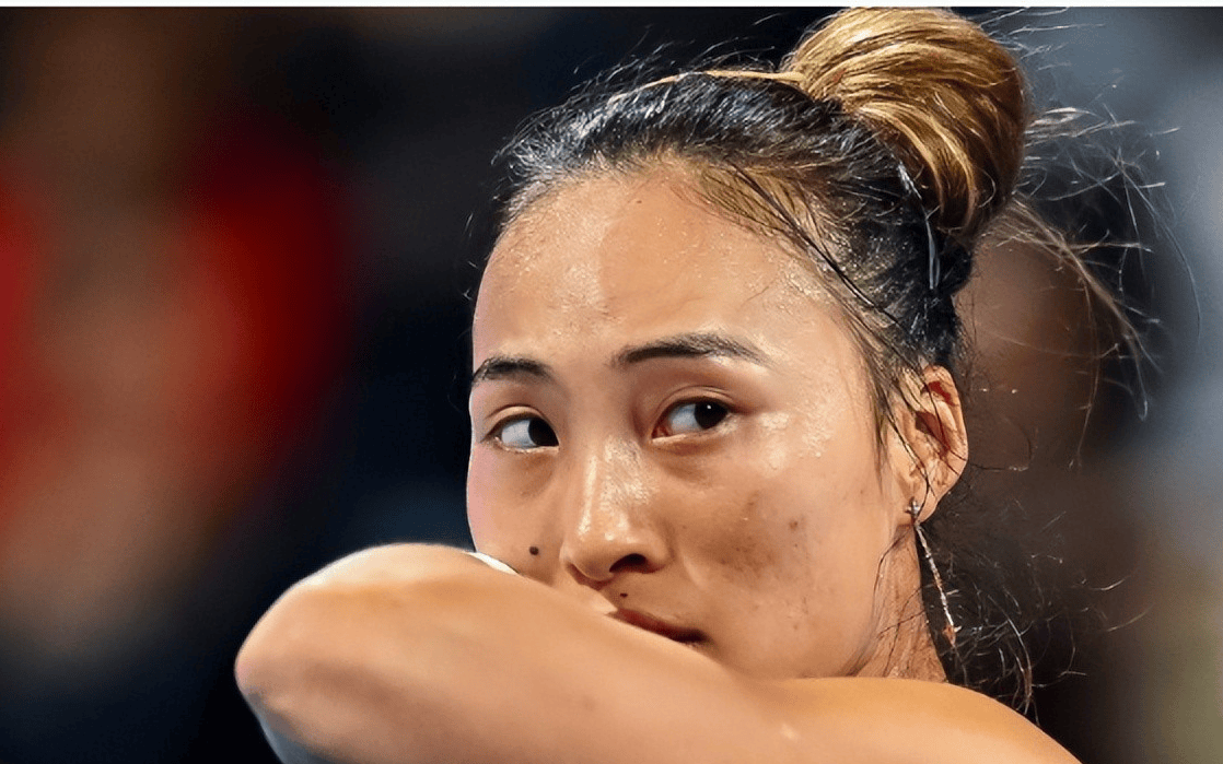 乐鱼体育阿扎伦卡在中国队比赛中绝杀，势不可挡引发热议！的简单介绍